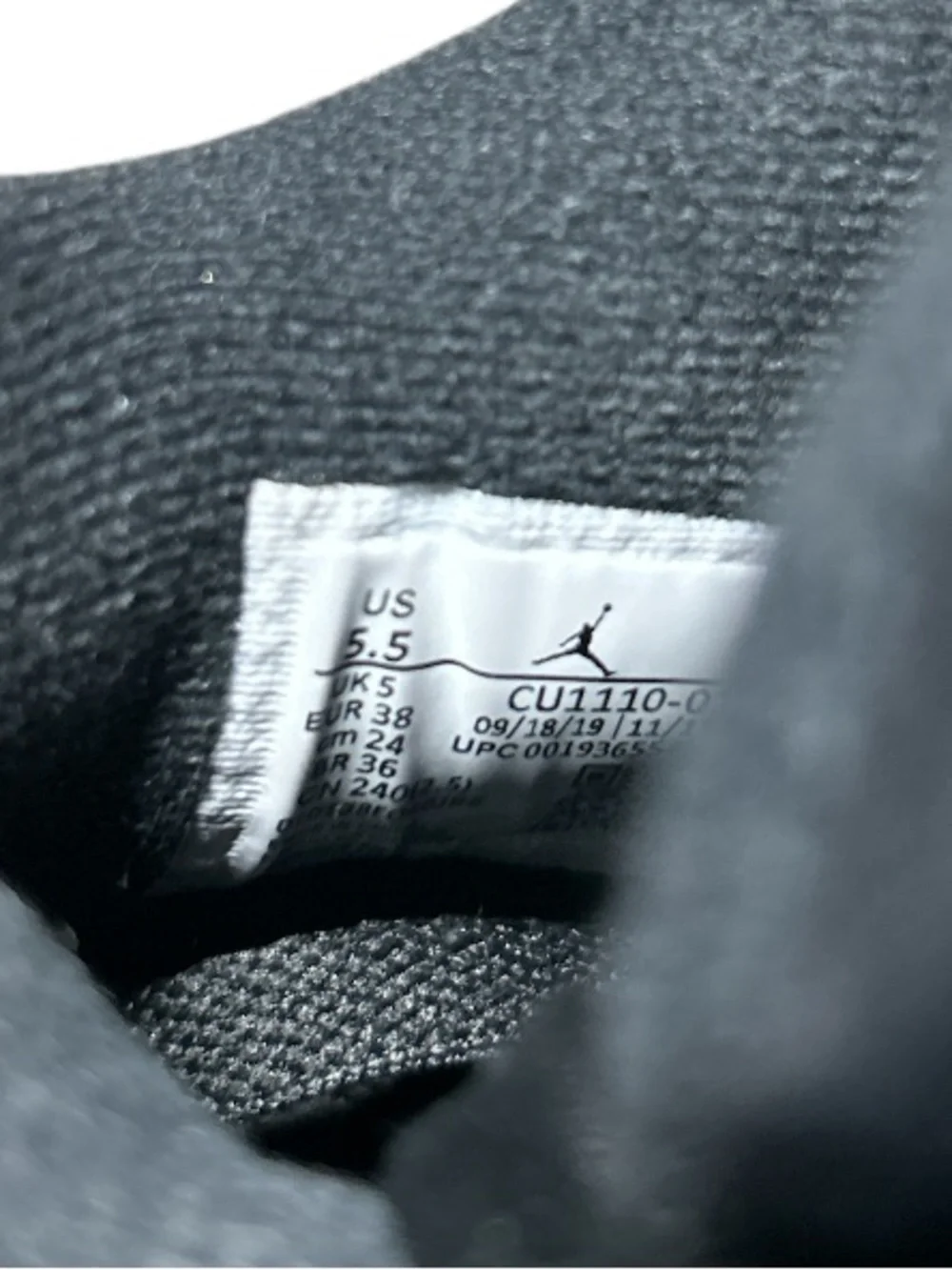 Jordan black cat 4 size 5.5 2020